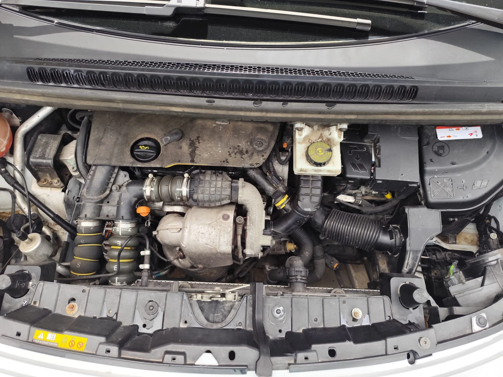 Peugeot 3008 BLUE HDI, снимка 14 - Автомобили и джипове - 54757481