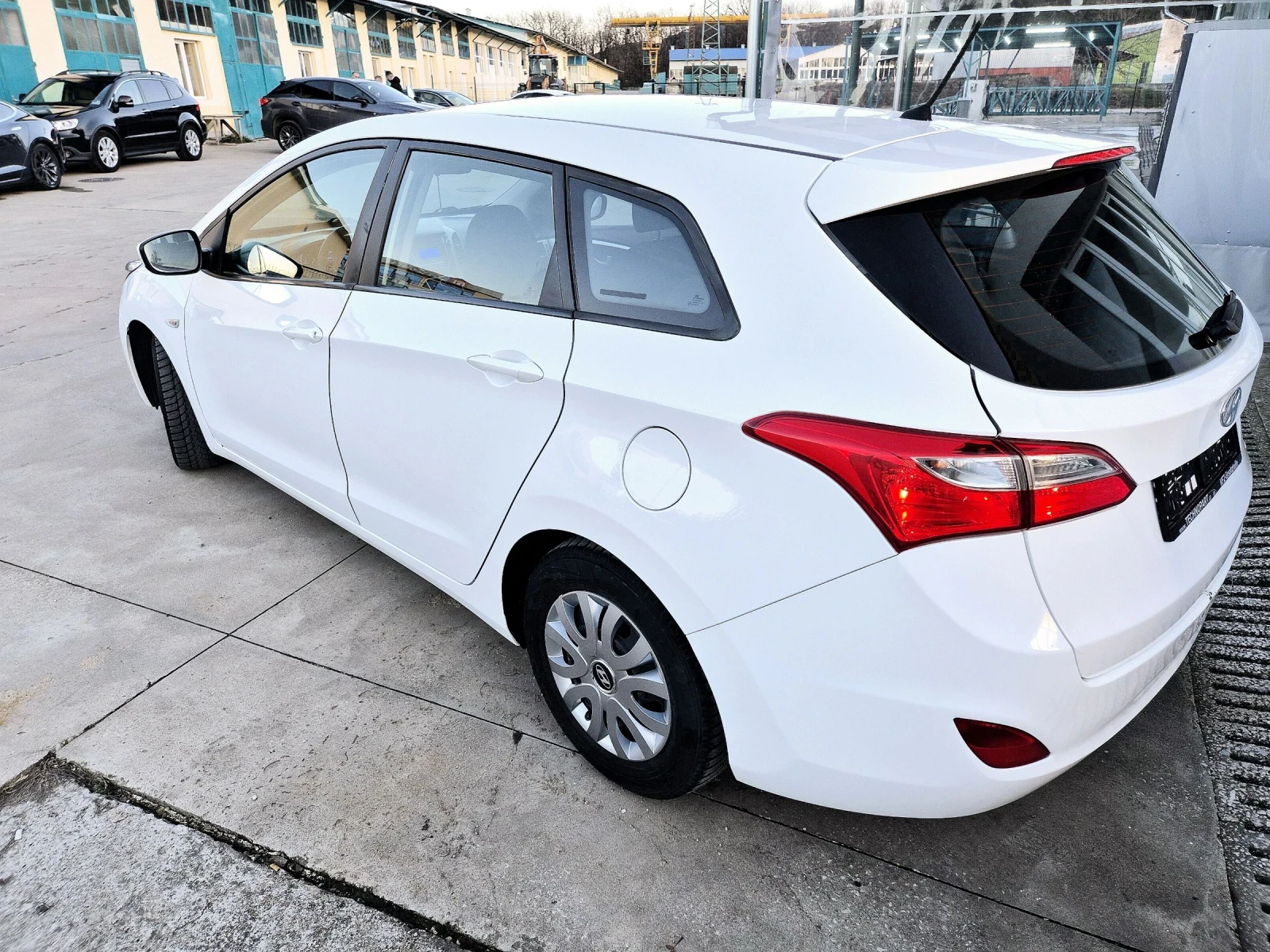 Hyundai I30, снимка 4 - Автомобили и джипове - 55168094
