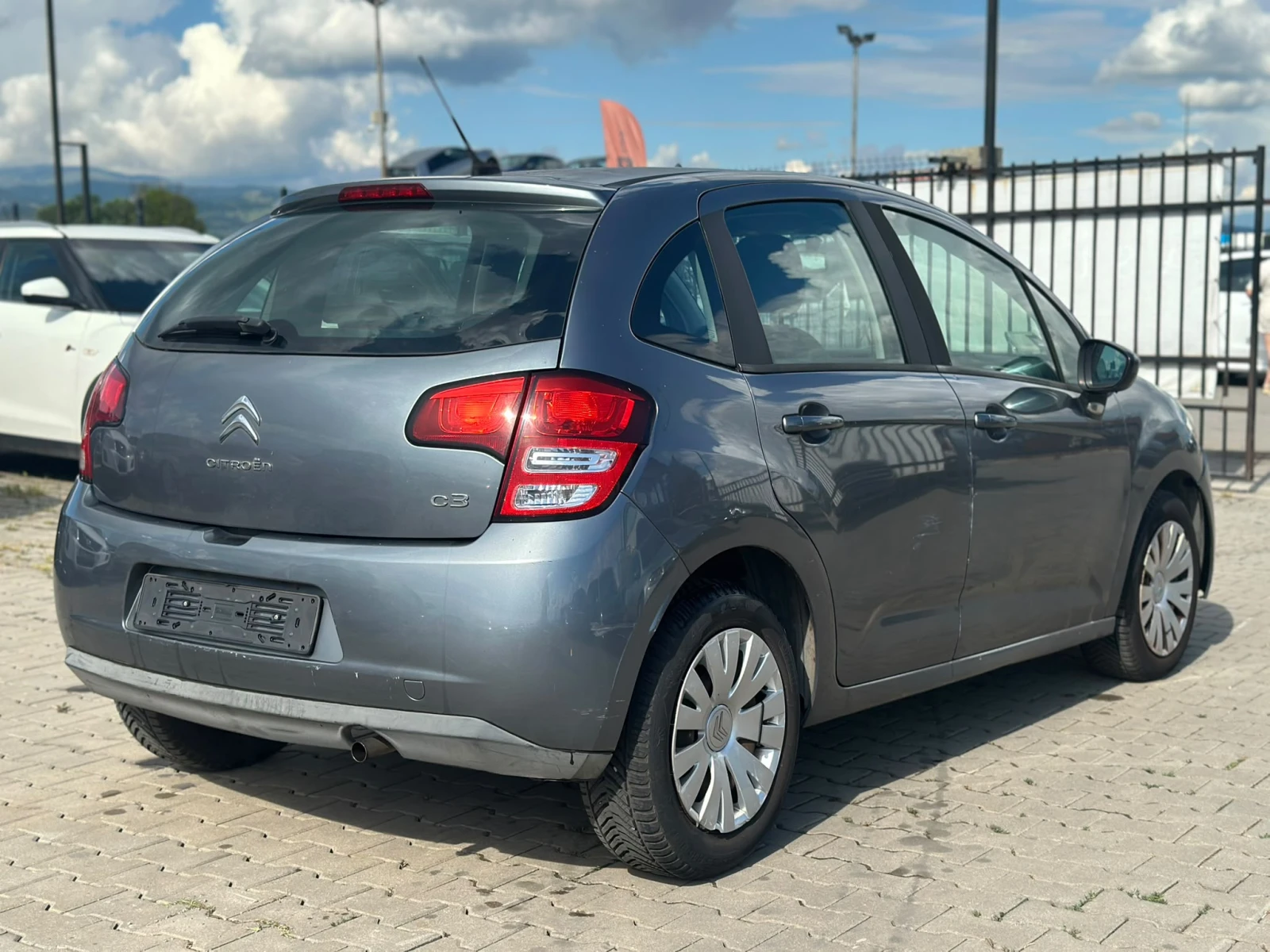 Citroen C3 /1.1i / EURO 5 /, снимка 5 - Автомобили и джипове - 55055650