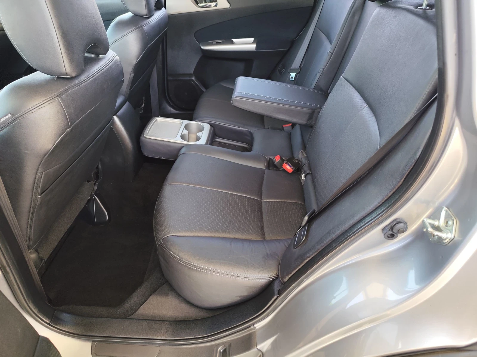 Subaru Forester 2.5 XS Швейцария , снимка 7 - Автомобили и джипове - 55124069
