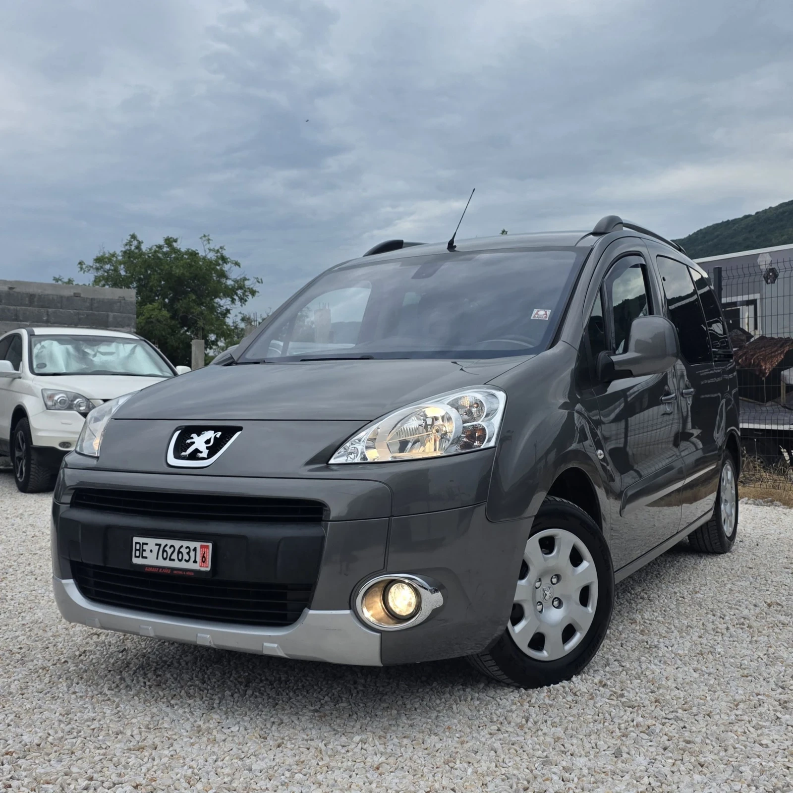 Peugeot Partner С-История 110кс Швейцария 5Местен Климатроник 