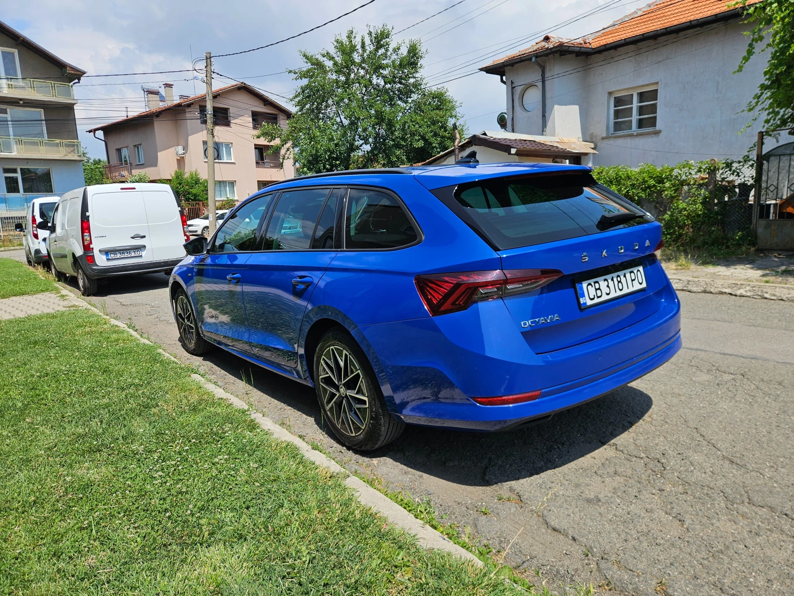 Skoda Octavia 2.0 TDI 7DSG Clever, снимка 3 - Автомобили и джипове - 55146578