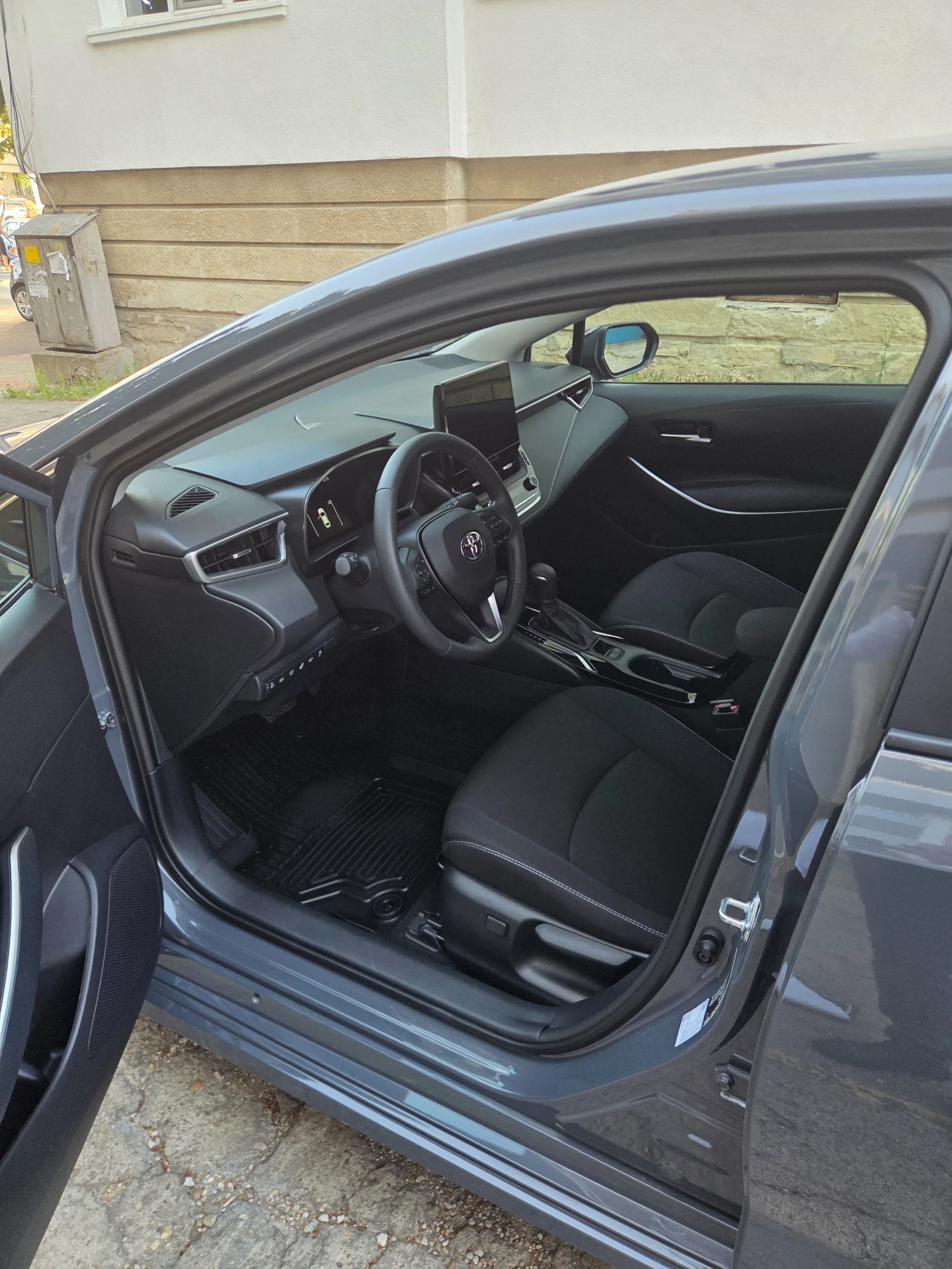 Toyota Corolla, снимка 12 - Автомобили и джипове - 55302810