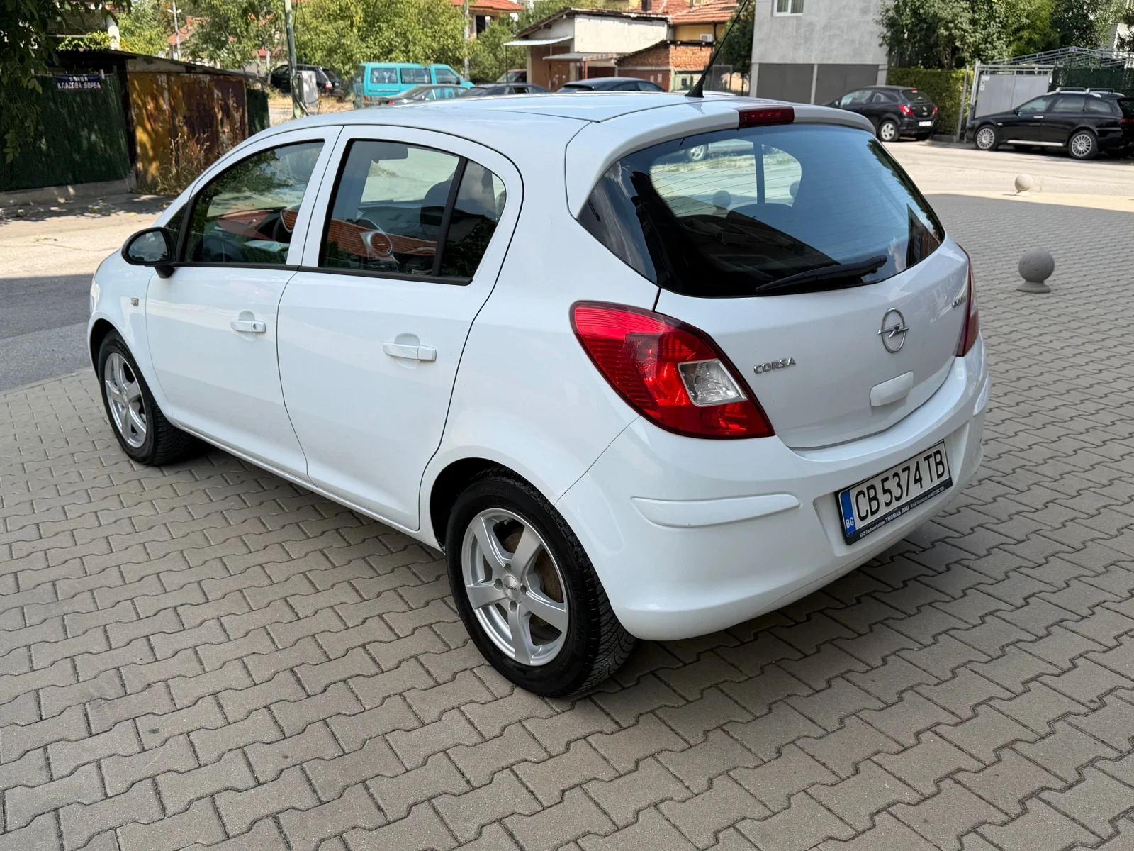 Opel Corsa, снимка 7 - Автомобили и джипове - 55788647