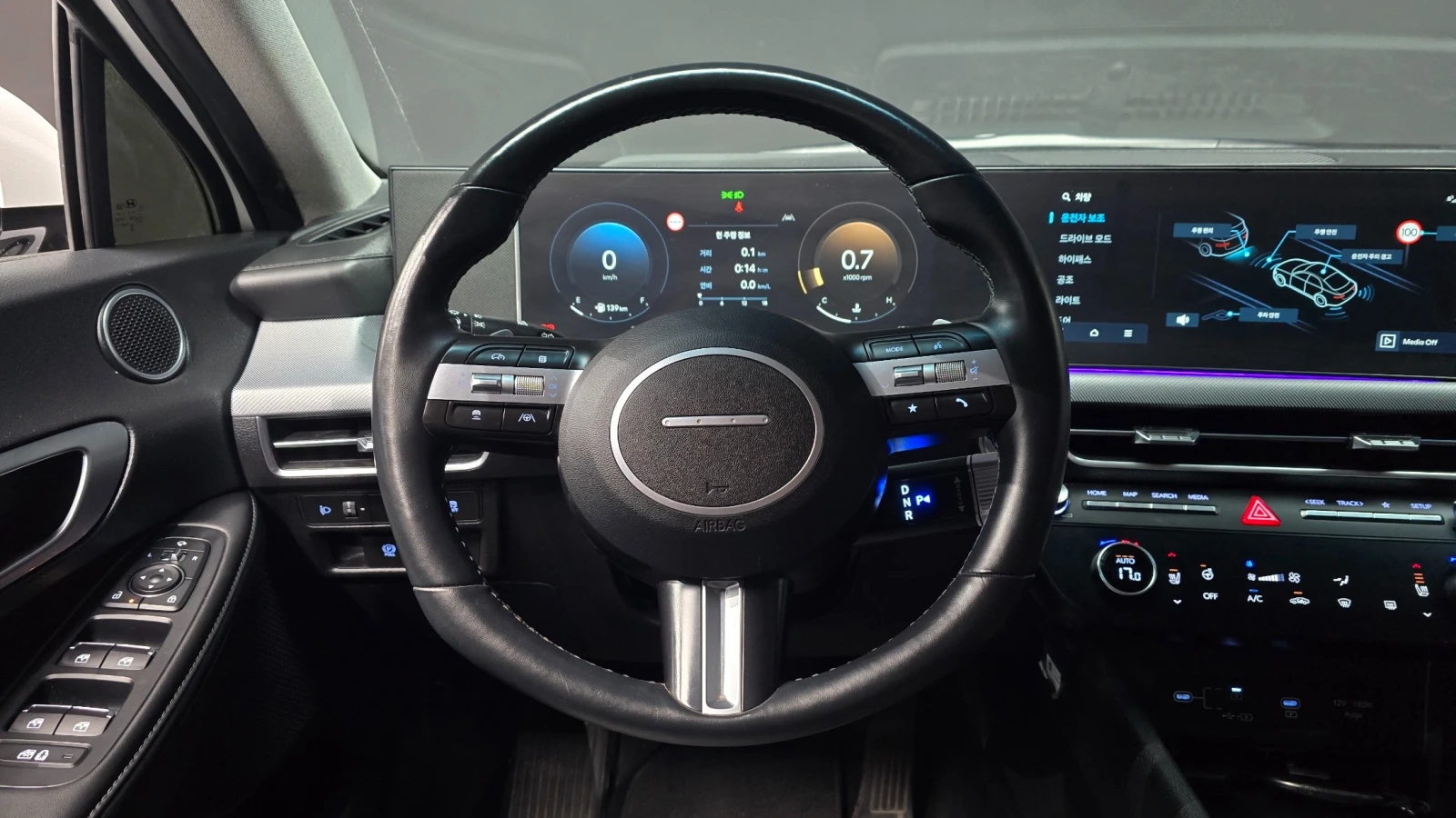 Hyundai Sonata 1.6 Turbo Premium , снимка 14 - Автомобили и джипове - 56017092