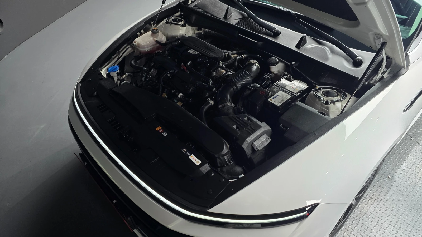 Hyundai Sonata 1.6 Turbo Premium , снимка 5 - Автомобили и джипове - 56017092