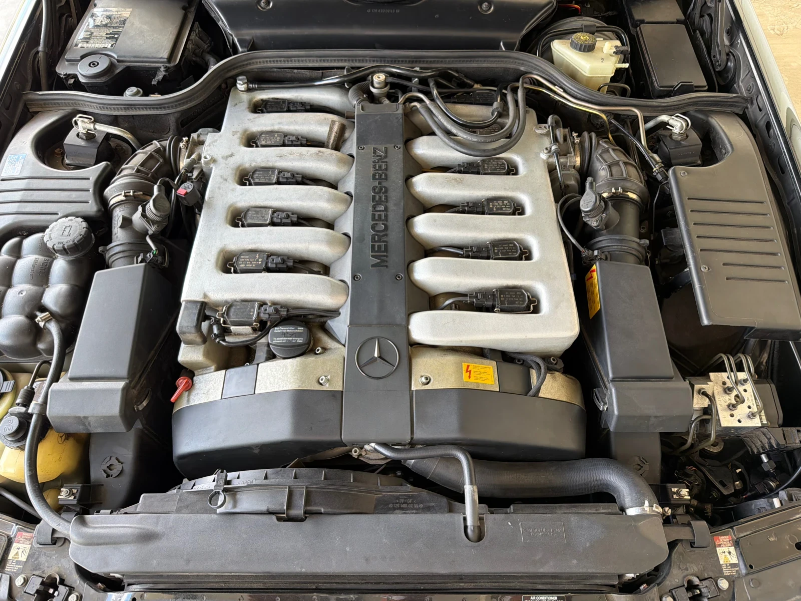 Mercedes-Benz SL 600 КАТО НОВ, снимка 15 - Автомобили и джипове - 56123710