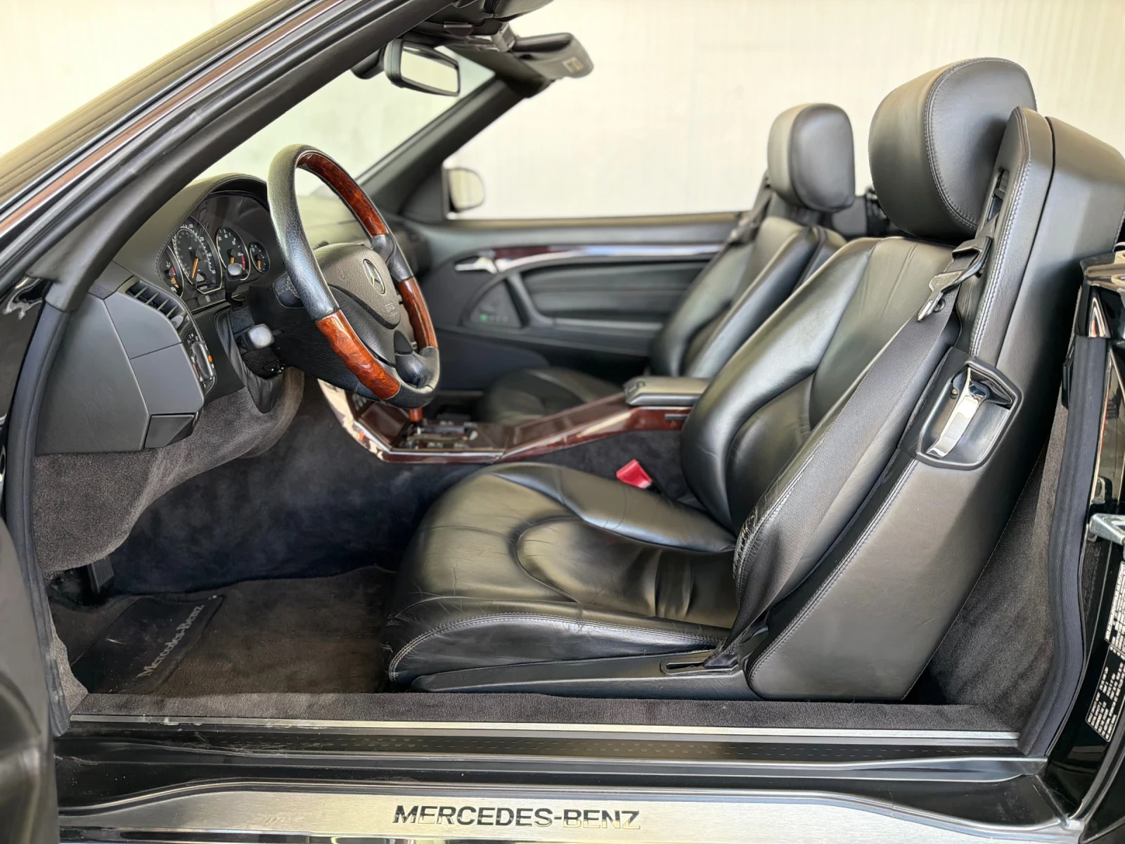 Mercedes-Benz SL 600 КАТО НОВ, снимка 9 - Автомобили и джипове - 56123710