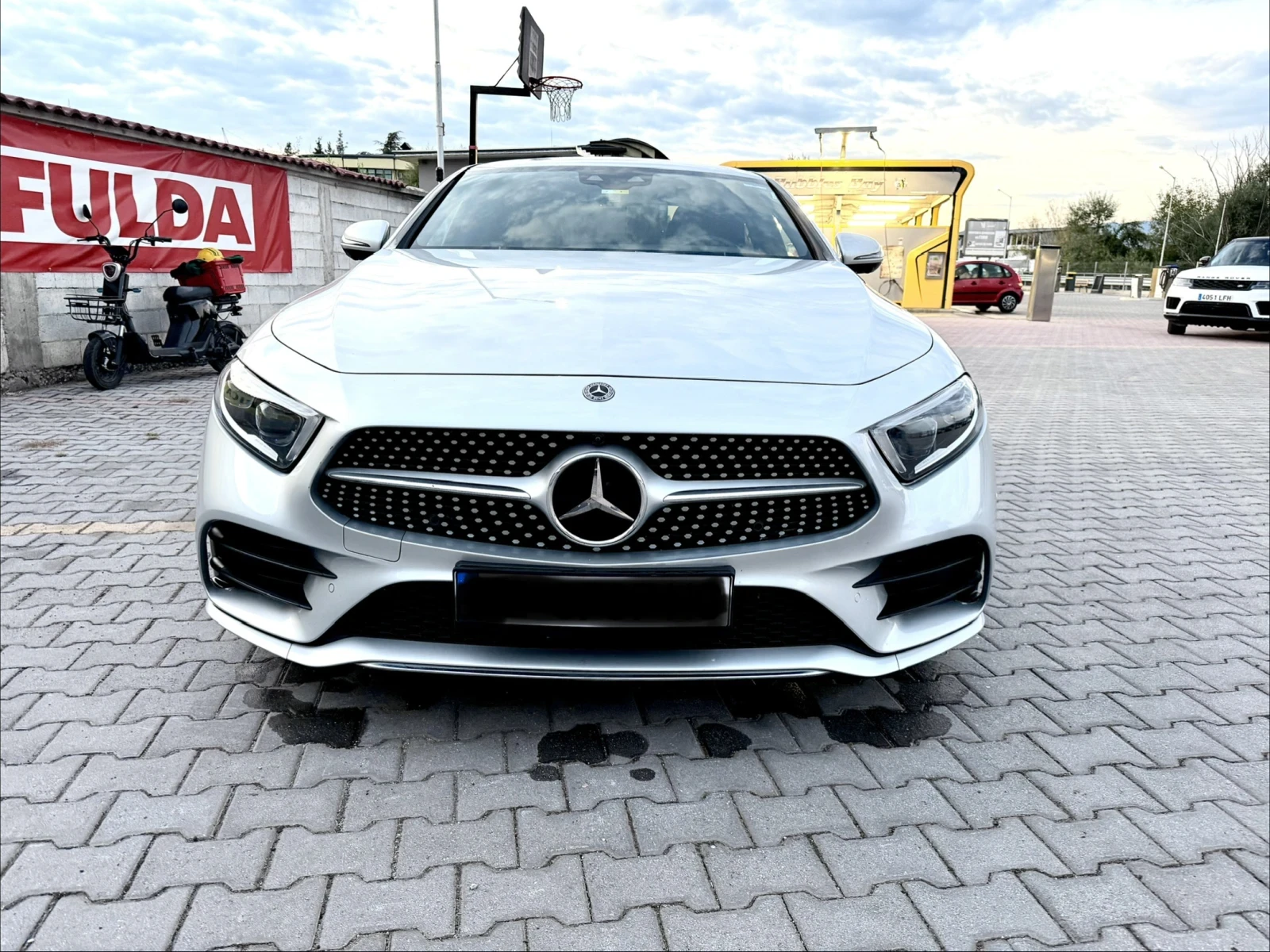 Mercedes-Benz CLS 300 Уникална кола, снимка 6 - Автомобили и джипове - 56136577