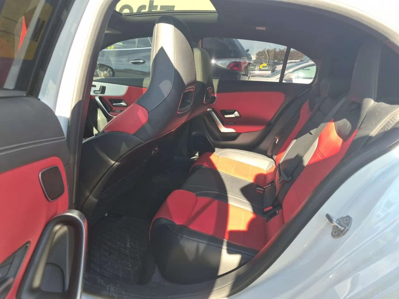 Mercedes-Benz A 35 AMG BURMESTER| 360CAM| PANO|  | Mobile.bg � ����������� 12