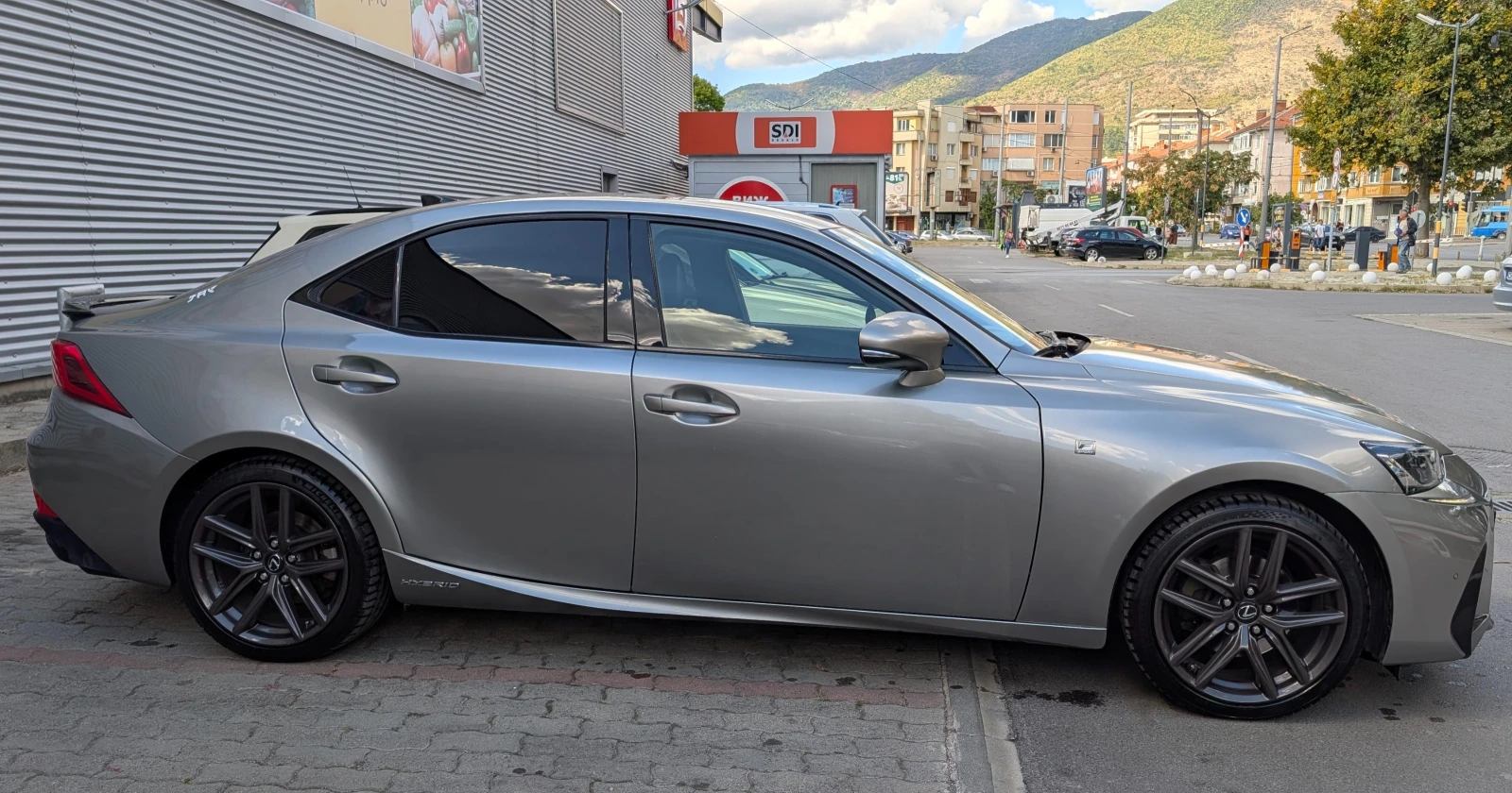 Lexus IS F-Sport, снимка 4 - Автомобили и джипове - 56433966