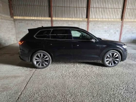VW Touareg R-line, снимка 2