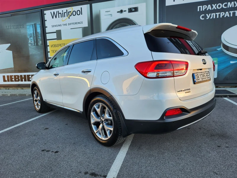 Kia Sorento 2.2CRDI-7 места, 200к.с.4х4, КАТО НОВА , снимка 5 - Автомобили и джипове - 47680869