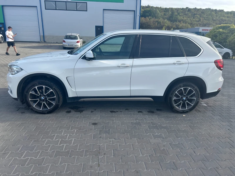 BMW X5 xDrive, снимка 10 - Автомобили и джипове - 49594044