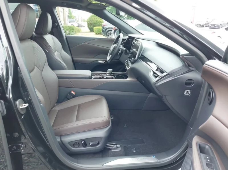Lexus RX 450h plus НОВ!/PHEV/309HP/EXECUTIVE-LINE/AMBI/KLESS/477f, снимка 13 - Автомобили и джипове - 51140494