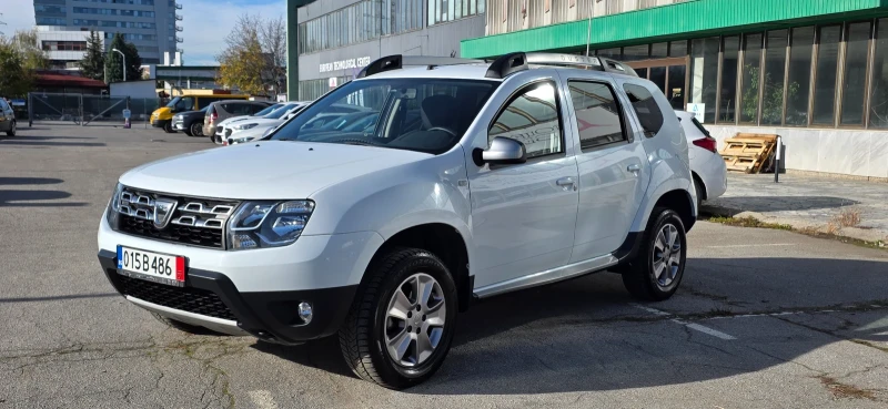 Dacia Duster 1.6i 114k.c UNIKAT ITALIA EURO 6B GAZ, снимка 3 - Автомобили и джипове - 52251182
