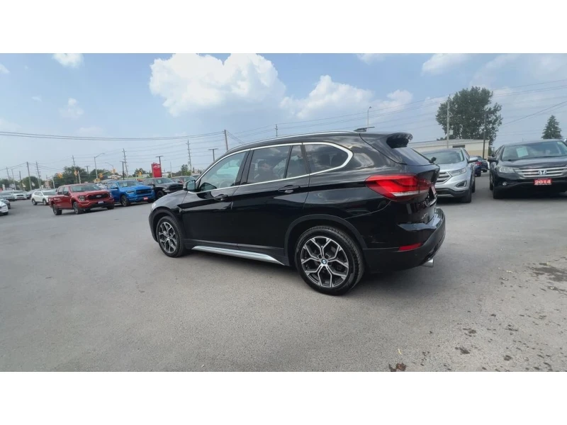 BMW X1 * PREMIUM AWD | HTD LEATHER | PANO ROOF | REAR CAM, снимка 6 - Автомобили и джипове - 52875891