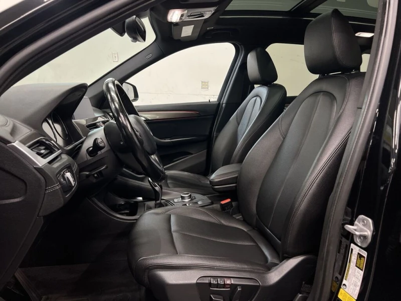 BMW X1 * PREMIUM AWD | HTD LEATHER | PANO ROOF | REAR CAM, снимка 12 - Автомобили и джипове - 52875891