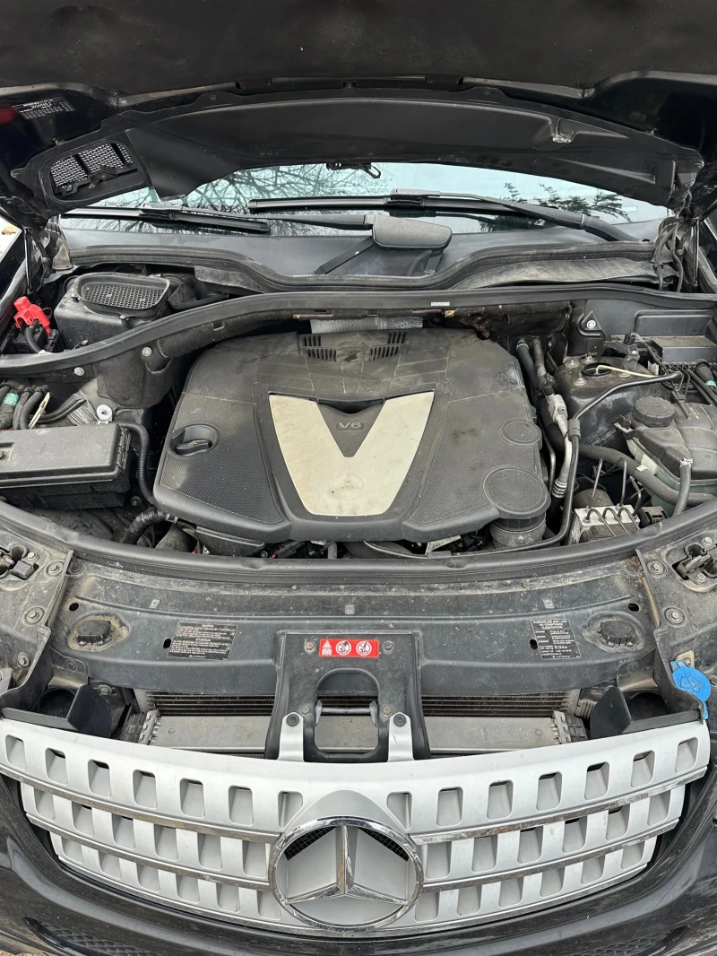 Mercedes-Benz ML 320, снимка 8 - Автомобили и джипове - 53088940