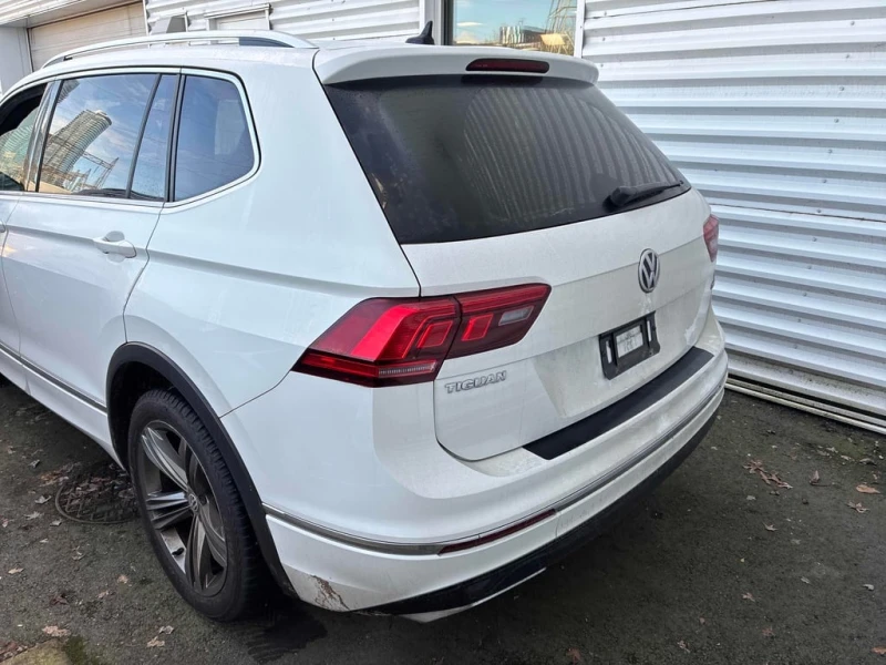 VW Tiguan * Highline * CARFAX * БЕЗ ПЪРВОНАЧАЛНА ВНОСКА, снимка 4 - Автомобили и джипове - 53169172