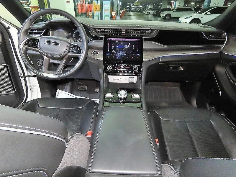 Jeep Cherokee L 3.6 Overland| 295к.с.| ВКЛ.ТЕХНОТЕСТ, снимка 10 - Автомобили и джипове - 55130383