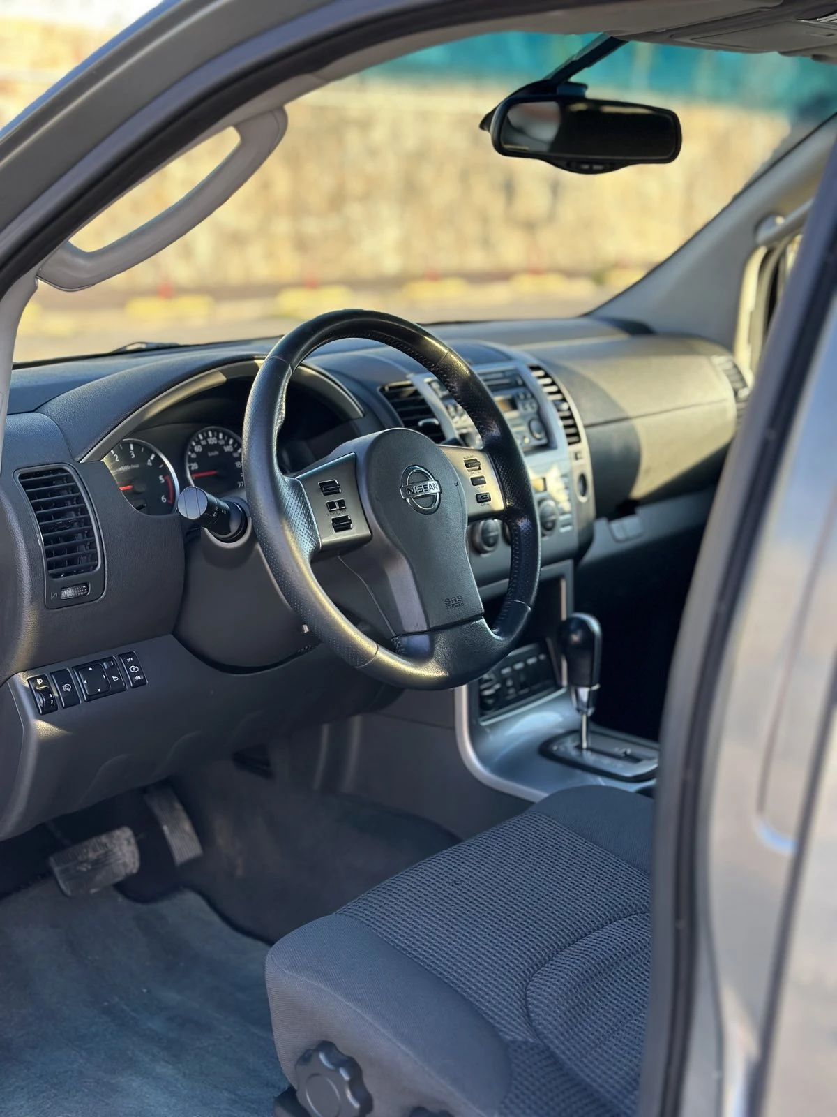 Nissan Pathfinder 2.5 4X4 - изображение 7