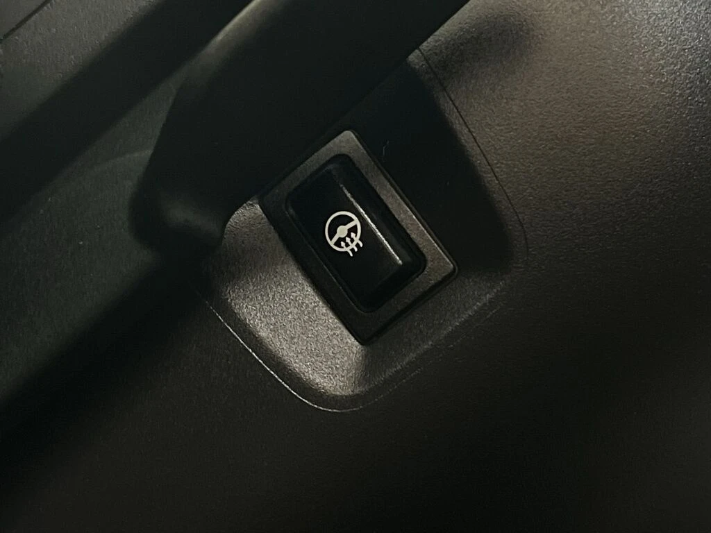 BMW X1 * PREMIUM AWD | HTD LEATHER | PANO ROOF | REAR CAM | Mobile.bg � ����������� 16