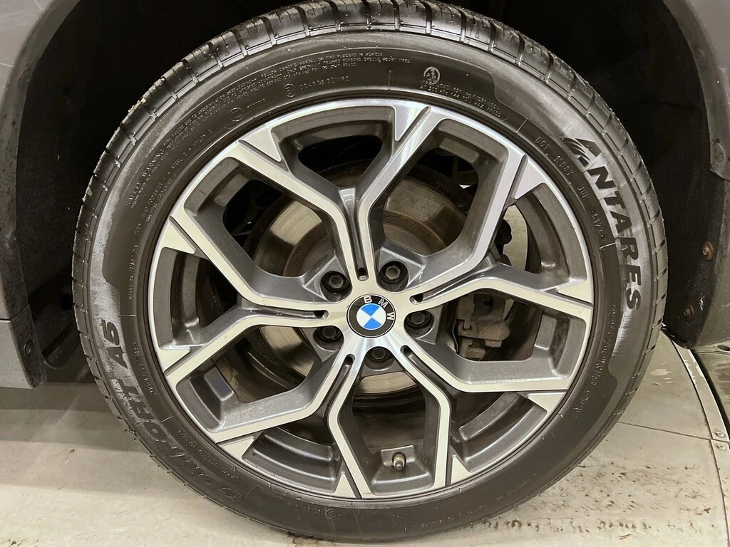 BMW X1 * PREMIUM AWD | HTD LEATHER | PANO ROOF | REAR CAM - изображение 10