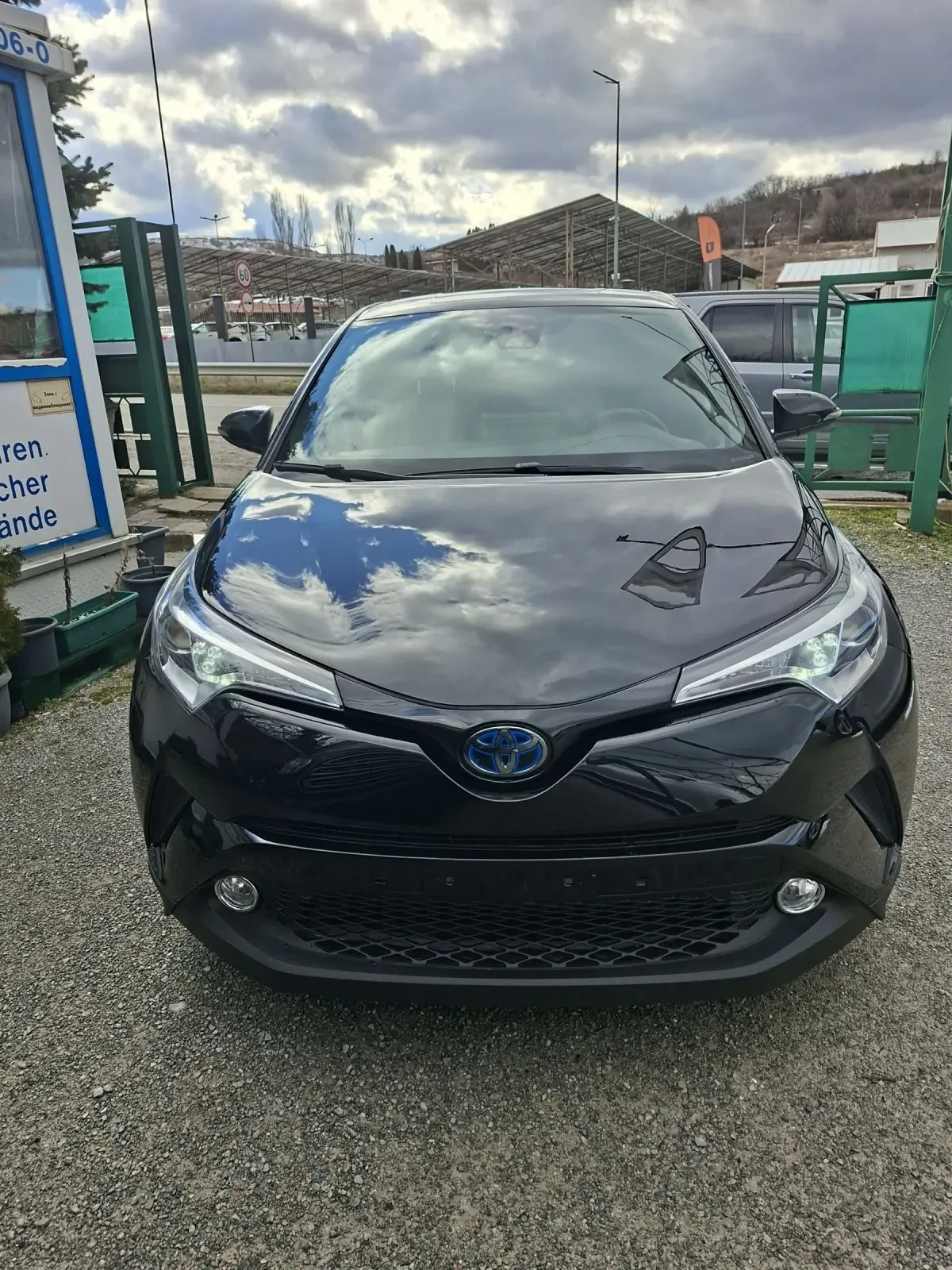Toyota C-HR 1.8 Hybrid Navi | Mobile.bg � ����������� 2