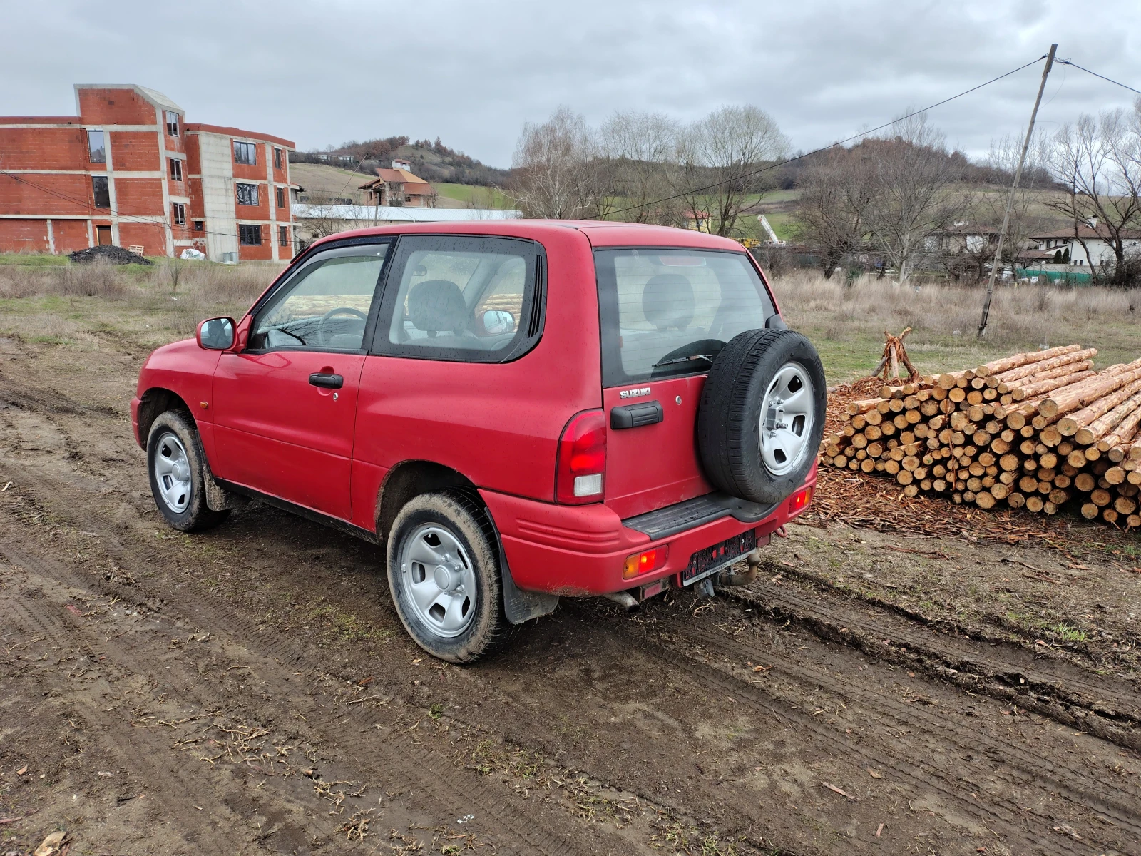Suzuki Vitara Бензин 4x4 - изображение 3