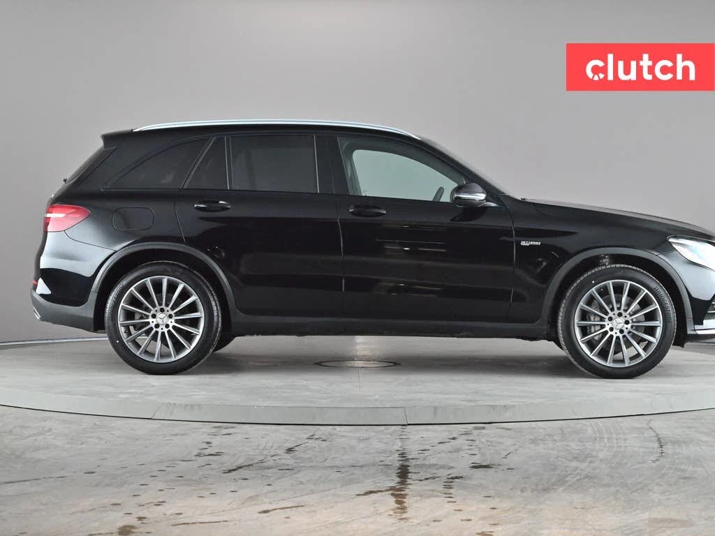 Mercedes-Benz GLC 43 AMG 4MATIC| PANO| ПОДГРЕВ| KEYLESS| LANE ASSIST, снимка 3 - Автомобили и джипове - 54114412