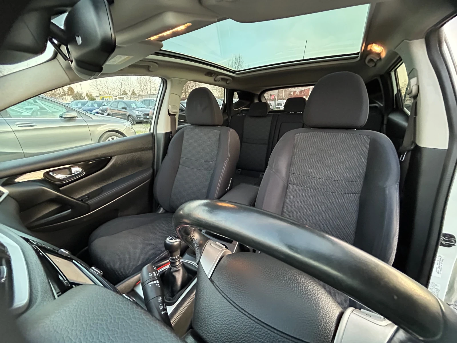 Nissan Qashqai 1.6DCi/������/���������/KEYLESS/131�.�. | Mobile.bg � ����������� 10