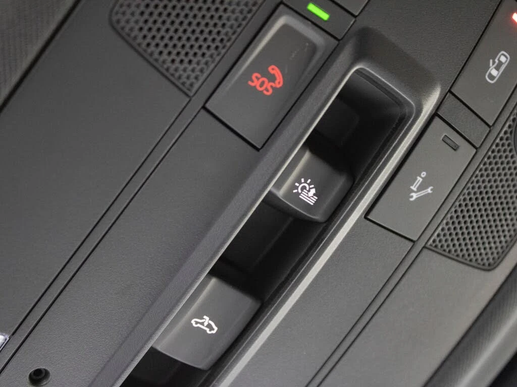 Audi Q3 quattro* Technik* 45TFSI* АвтоКредит* (ЦЕНА ДО БГ), снимка 10 - Автомобили и джипове - 54173216