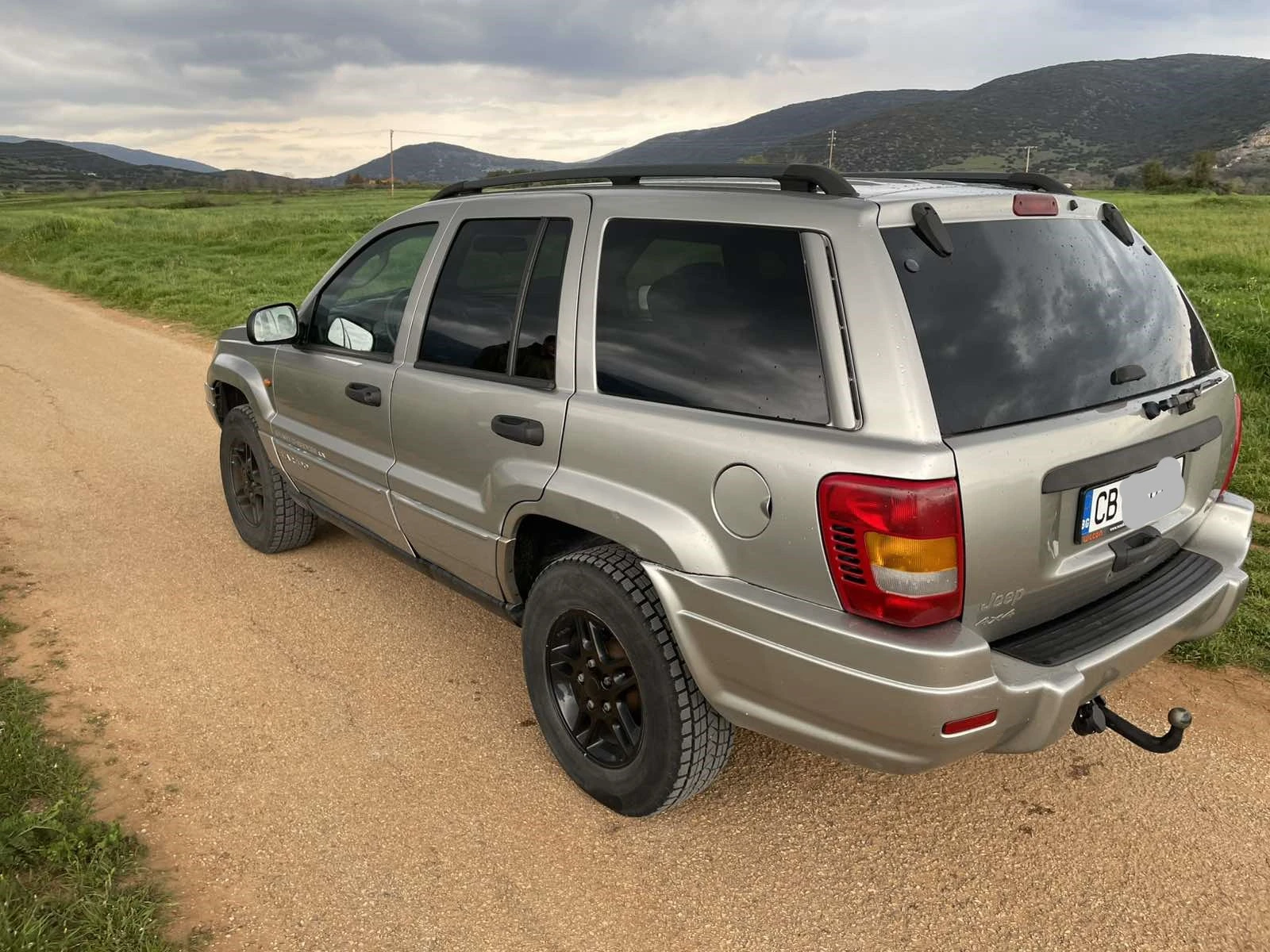 Jeep Grand cherokee, снимка 10 - Автомобили и джипове - 54206906