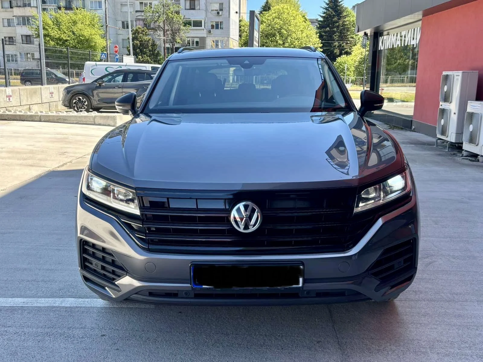VW Touareg, снимка 2 - Автомобили и джипове - 54440959