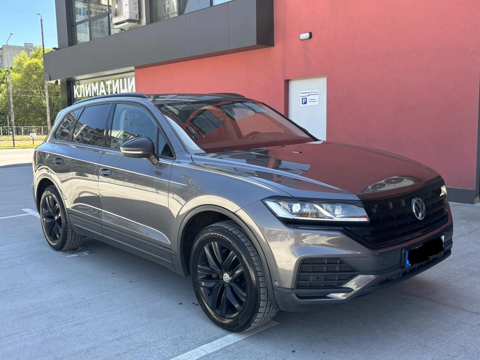 VW Touareg, снимка 3 - Автомобили и джипове - 54440959