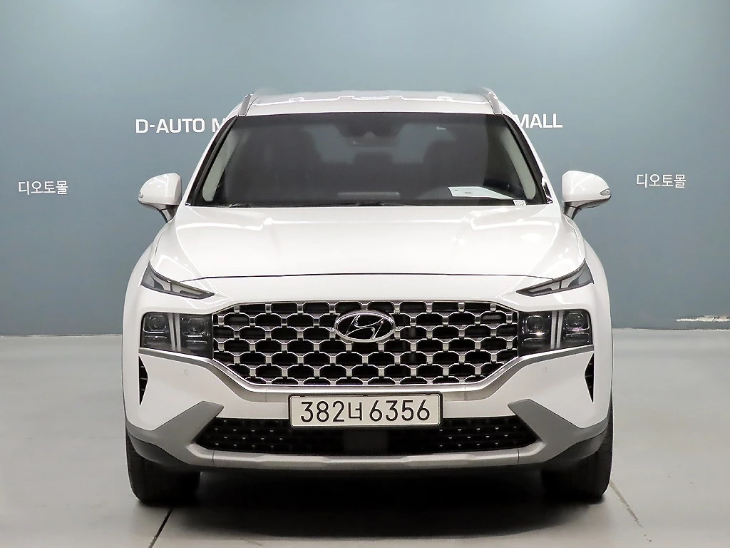 Hyundai Santa fe Prestige* НАВИ* ПОДГРЕВ* ОБДУХВАНЕ* КАМЕРА, снимка 2 - Автомобили и джипове - 54966453