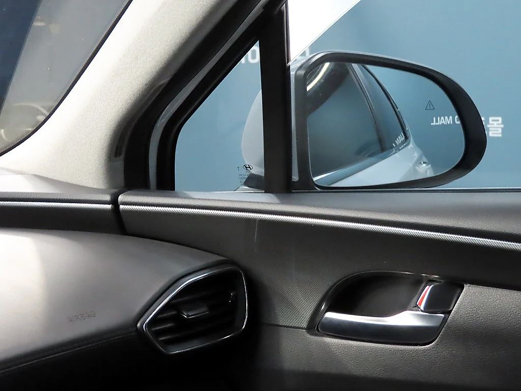 Hyundai Santa fe Prestige* НАВИ* ПОДГРЕВ* ОБДУХВАНЕ* КАМЕРА, снимка 15 - Автомобили и джипове - 54966453