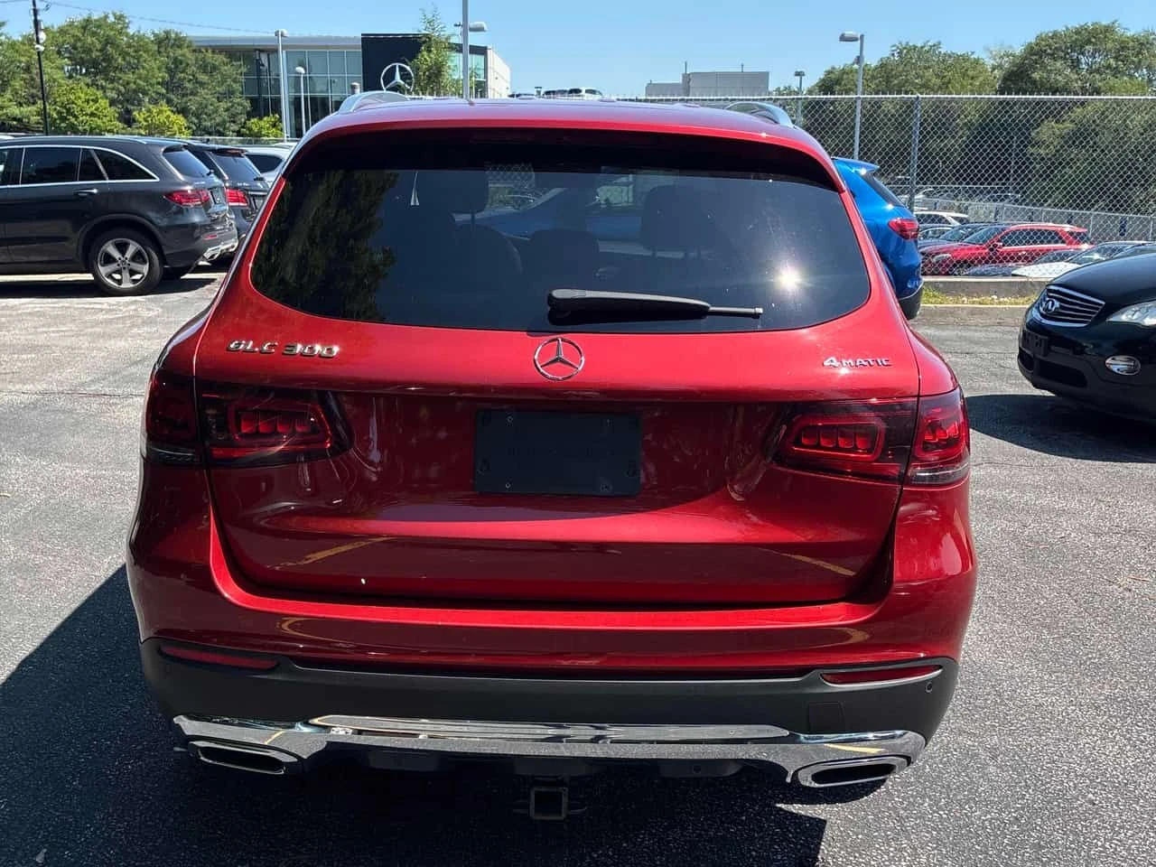Mercedes-Benz GLC 300 * CARFAX * ОПЦИЯ ЗА ФИНАНСИРАНЕ * , снимка 4 - Автомобили и джипове - 55580568