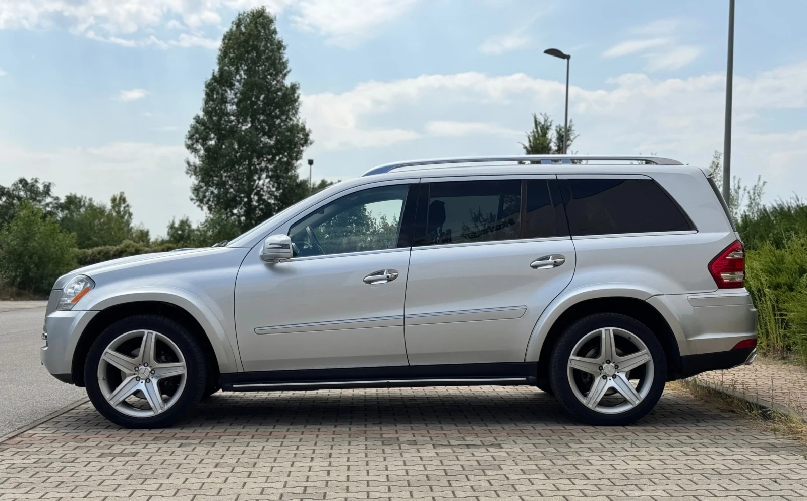 Mercedes-Benz GL 550 Нови вериги/LPG/Grand Edition, снимка 6 - Автомобили и джипове - 55659030