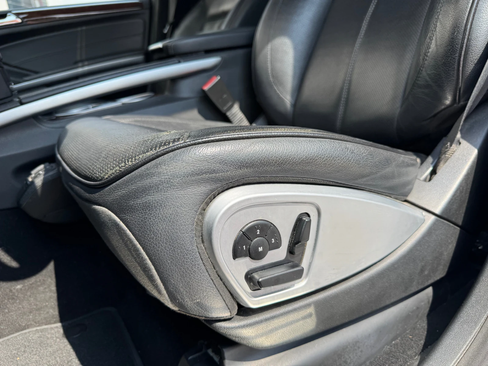 Mercedes-Benz GL 550 Нови вериги/LPG/Grand Edition, снимка 11 - Автомобили и джипове - 55659030