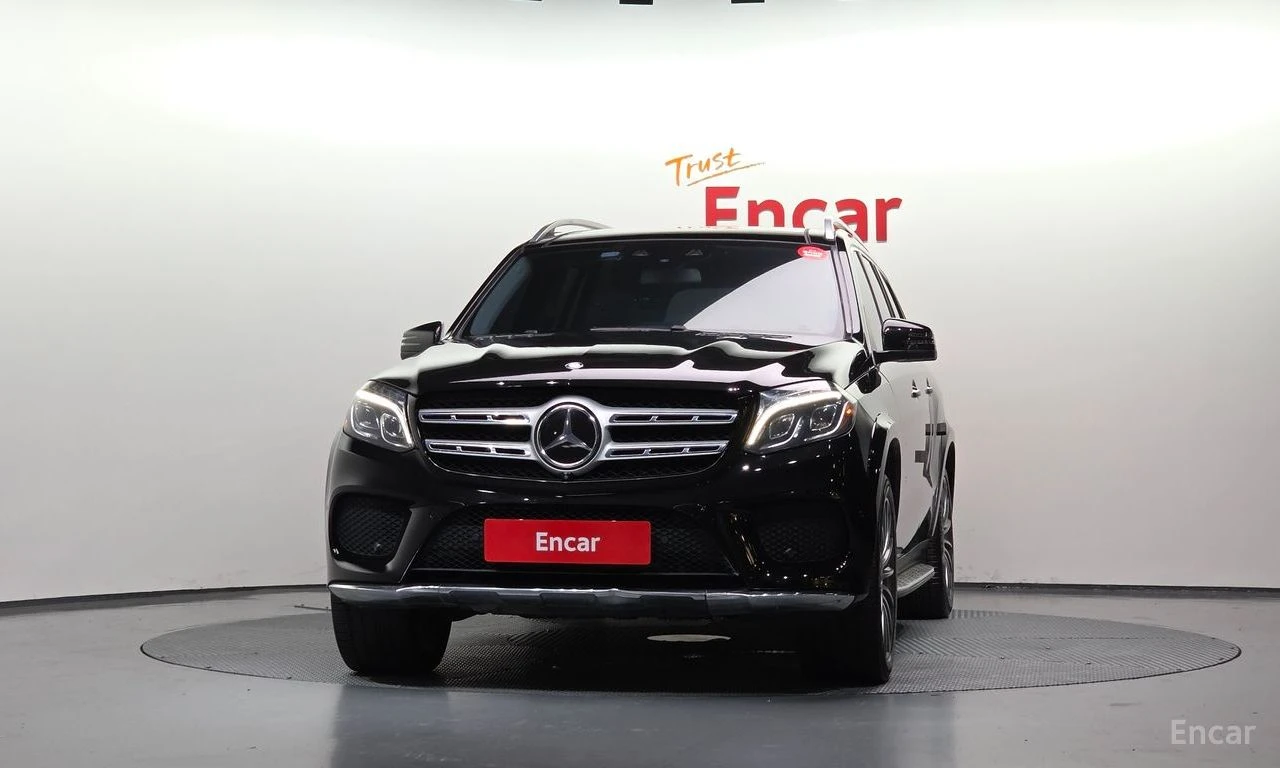 Mercedes-Benz GLS 500 AMG* LINE* DESIGNO* HARMON* KARDON* ОБДУХВАНЕ* ДИС, снимка 3 - Автомобили и джипове - 56120757