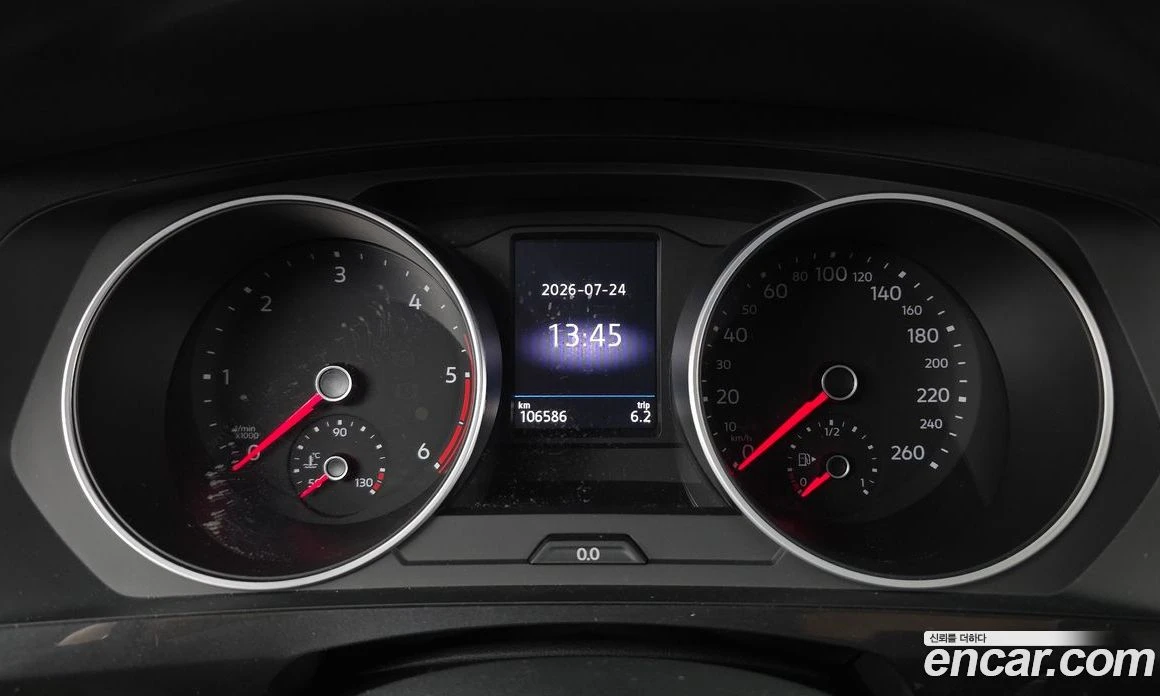 VW Tiguan 2.0 TDI Premium, снимка 11 - Автомобили и джипове - 56122246