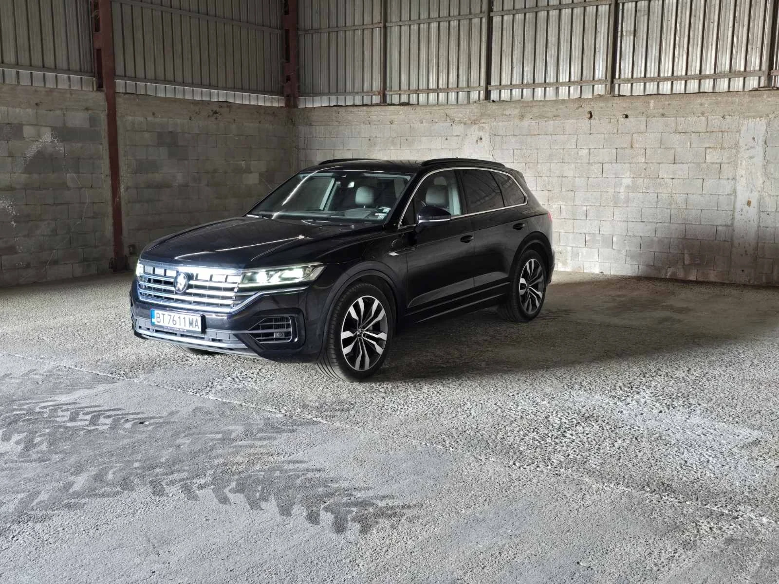VW Touareg R-line