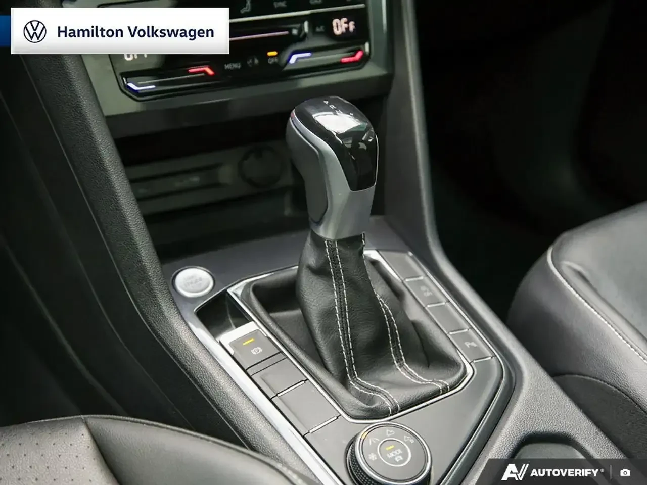 VW Tiguan Comfortline R-Line Black 4MOTION, снимка 11 - Автомобили и джипове - 56130739