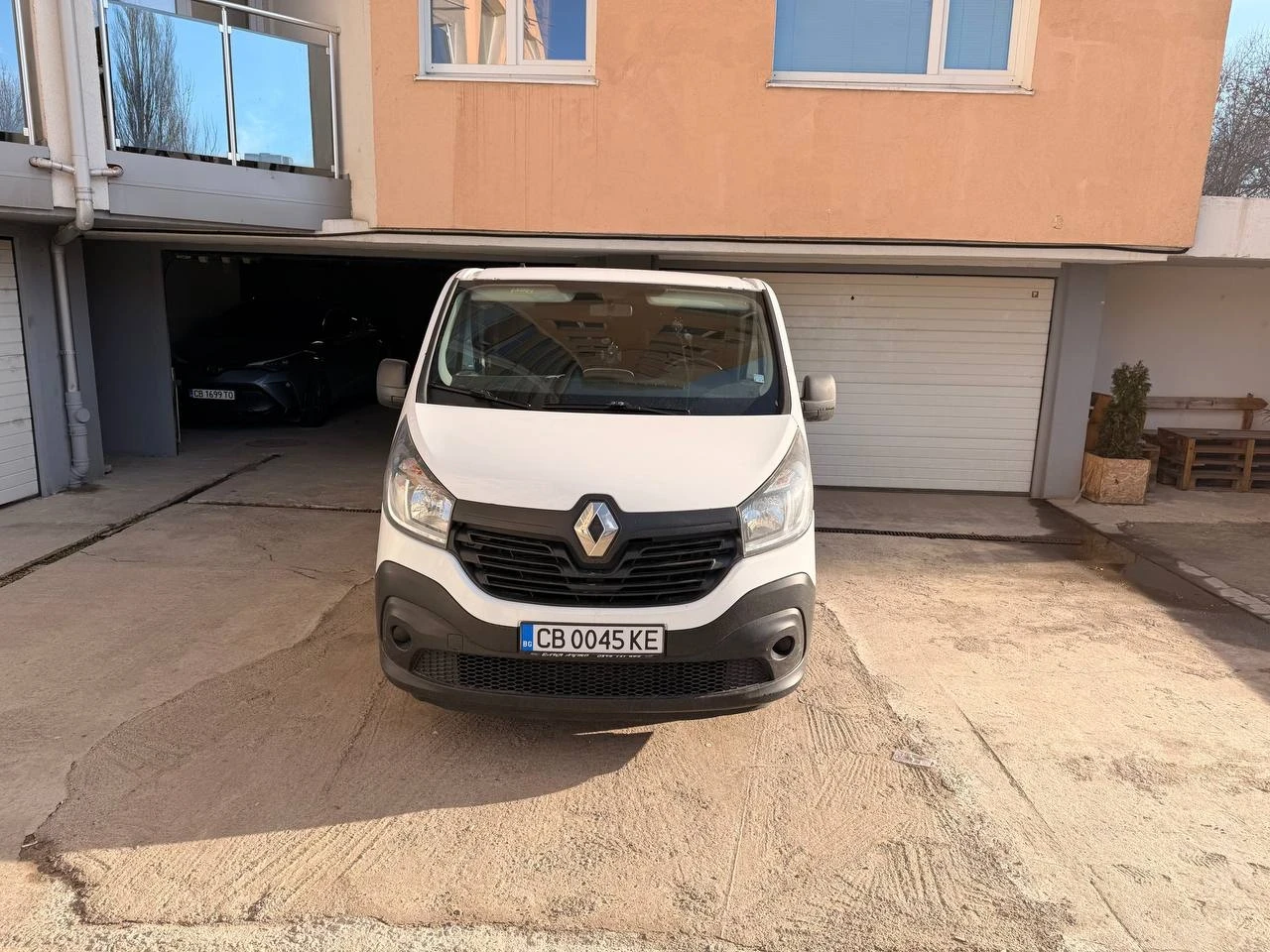 Renault Trafic 1, 6 dci - изображение 2