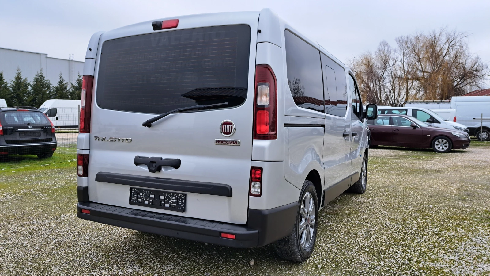 Renault Trafic 1.6DCI-145PS-6ск/НАВИГАЦИЯ/КАМЕРА/АВТОПИЛОТ/ЛЕД/, снимка 4 - Бусове и автобуси - 54060050