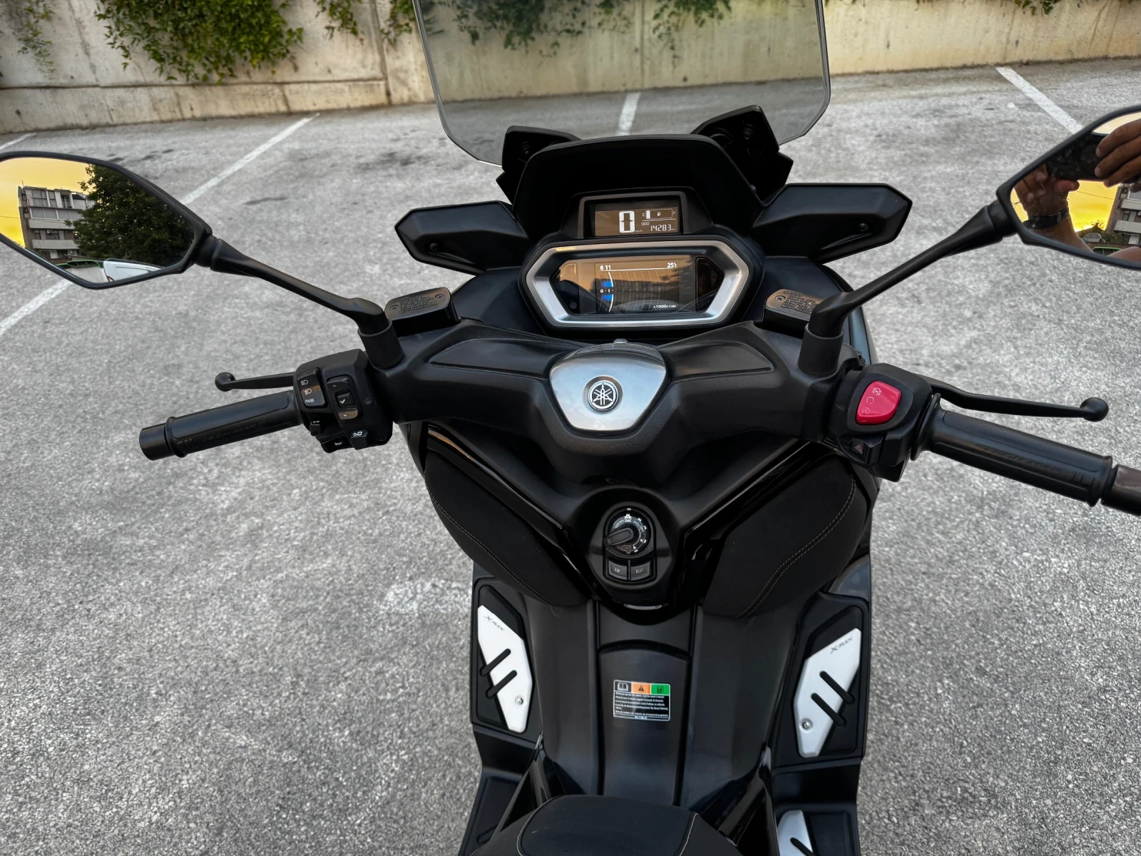 Yamaha X-max Tech Max Navigation  | Mobile.bg � ����������� 7