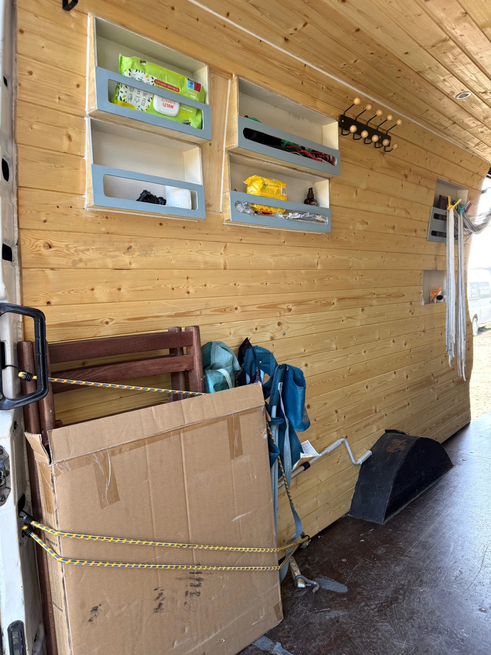 Кемпер Други IVECO 35s12, снимка 5 - Каравани и кемпери - 54322298