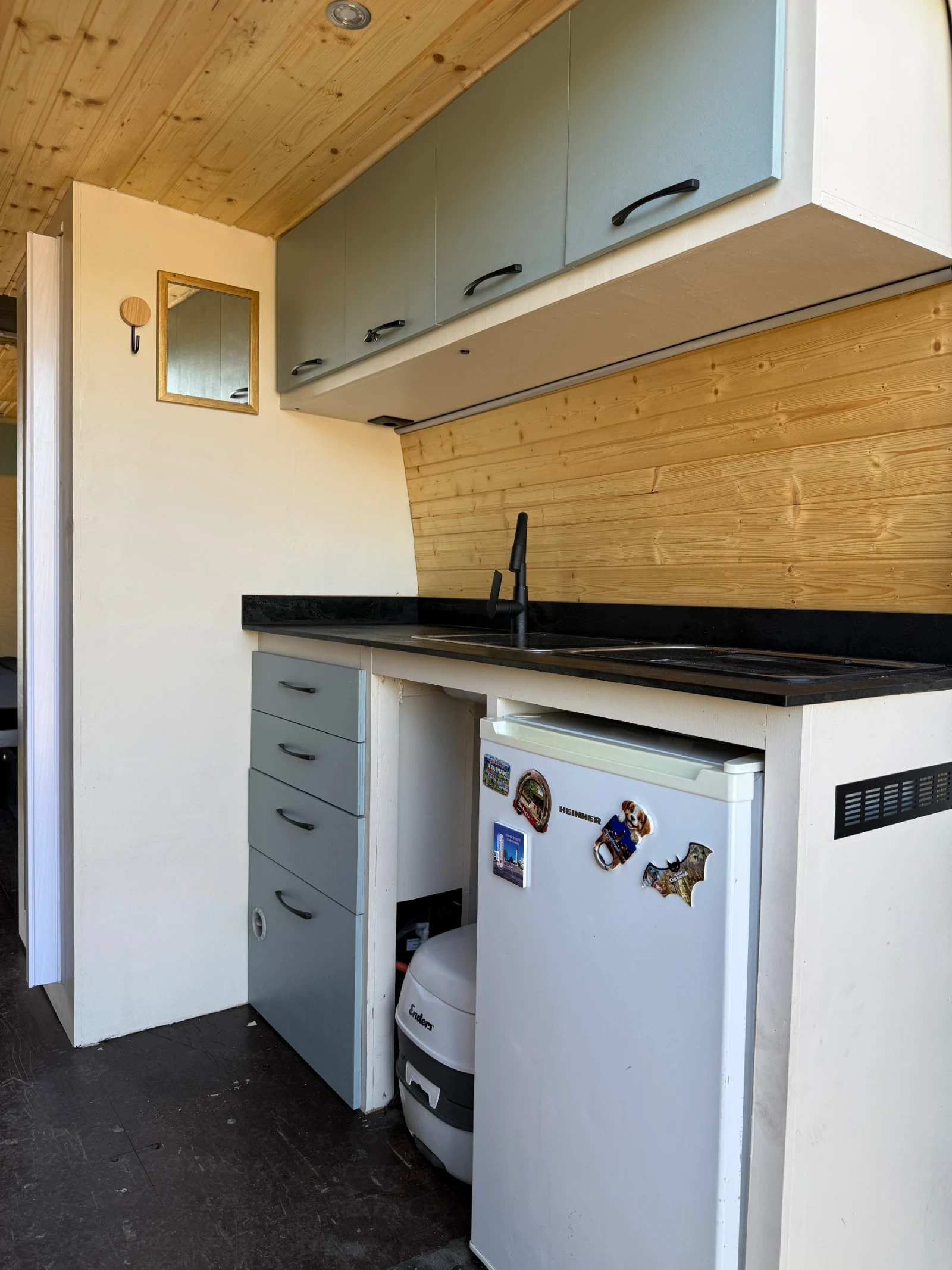 Кемпер Други IVECO 35s12, снимка 4 - Каравани и кемпери - 54322298